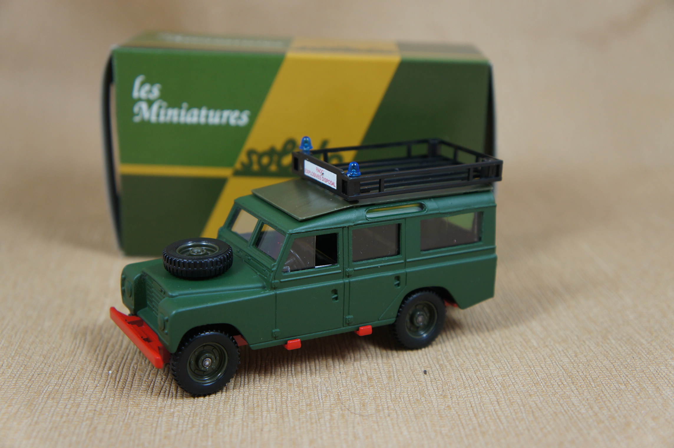 Solido Military 6134 Land Rover Die Cast Metal Vintage in original Box.